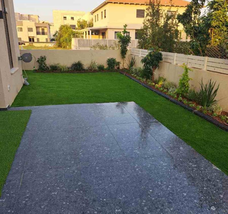 הקמת גינה פרטית עם דשא סינטטי